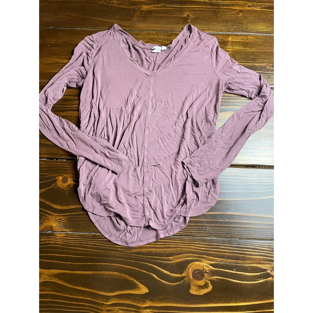 White Crow Shirt, Women's Size Small, Purple, Long Sleeve, Scoop Neck
